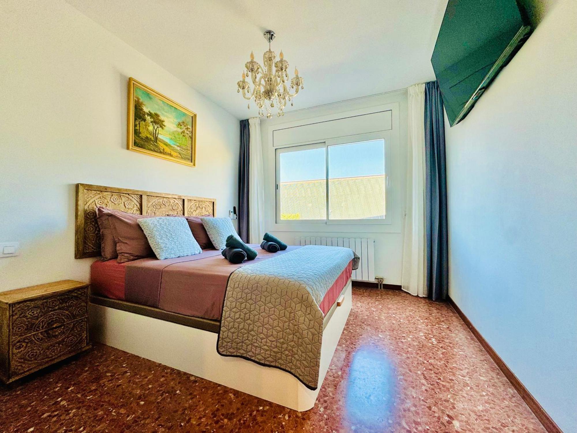 Newly Renovated Apartment, 6 Mins To The Appartement
