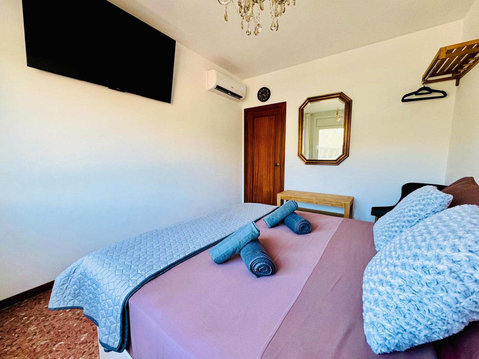 Newly Renovated Apartment, 6 Mins To The Apartamento *