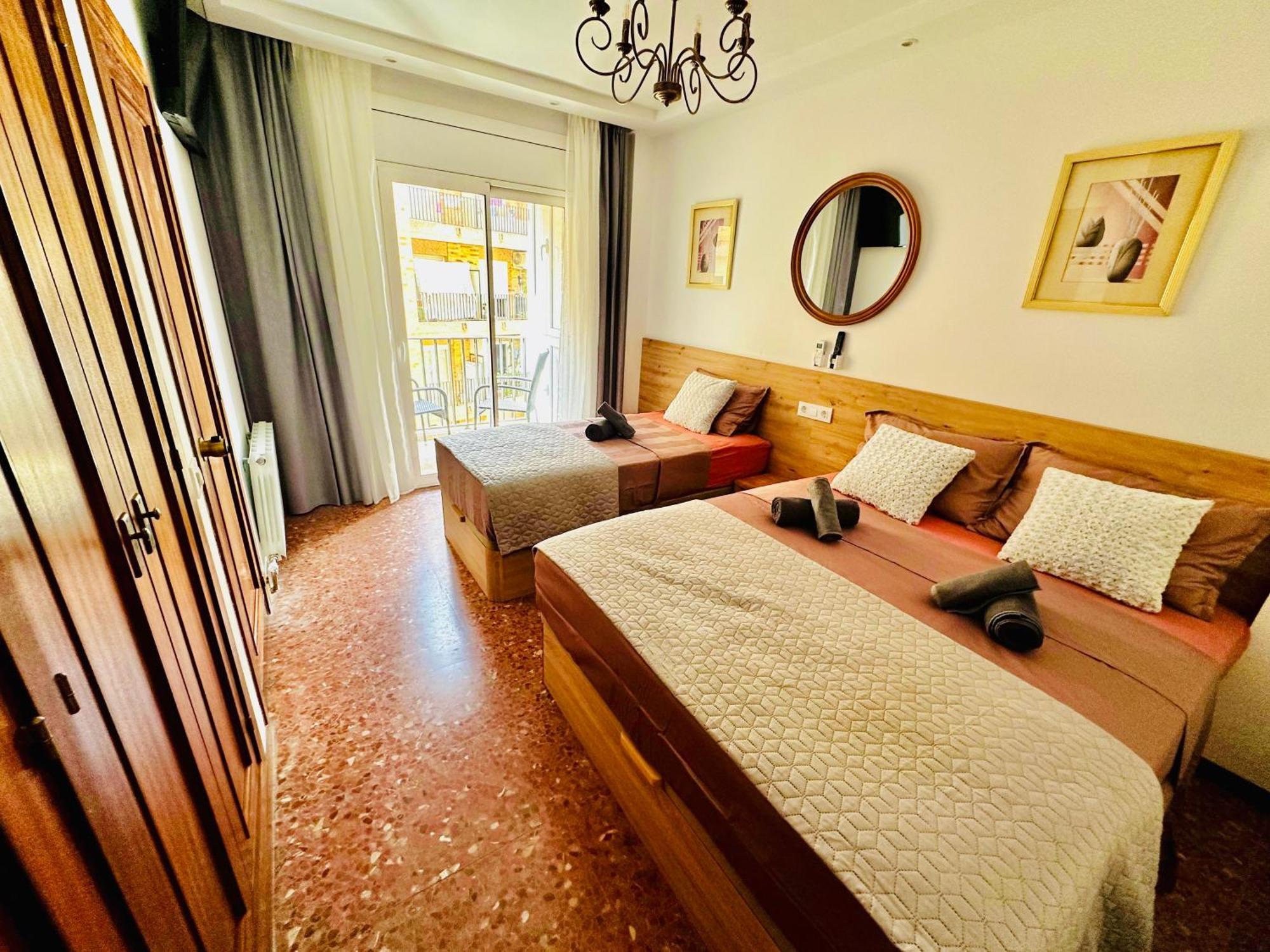 Appartement Newly Renovated Apartment, 6 Mins To The
